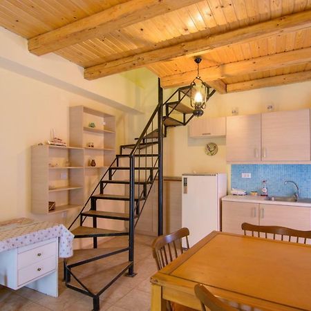 Lilas Traditional Maisonette Елунда Екстер'єр фото
