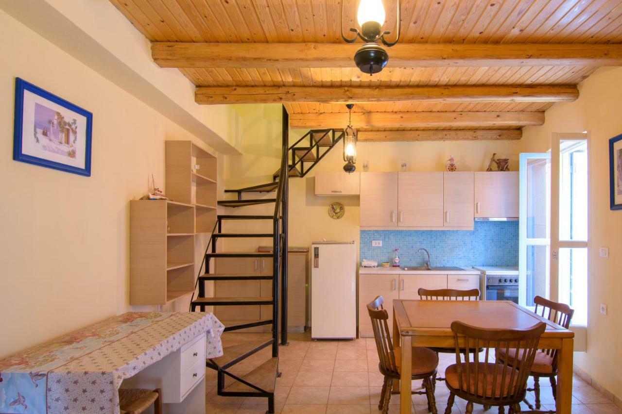 Lilas Traditional Maisonette Елунда Екстер'єр фото