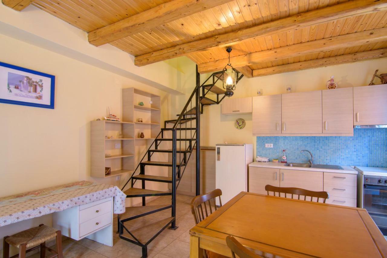 Lilas Traditional Maisonette Елунда Екстер'єр фото